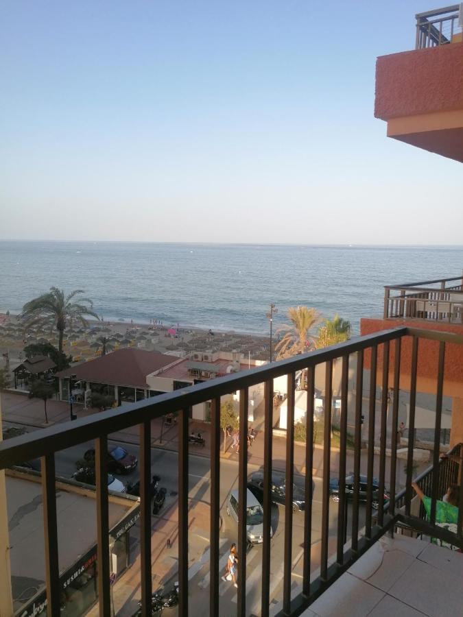 Lovely Apartment In Front Of The Beach. Fuengirola Kültér fotó